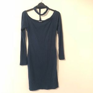 Fashion Nova Dresses - Fashion nova body con dress w neck band Fashion Nova Dresses - Fashion nova body con dress w neck band